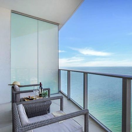 Upper Level Penthouse - Amazing Views Beach & Intracoastal Apartment Hollywood Bagian luar foto