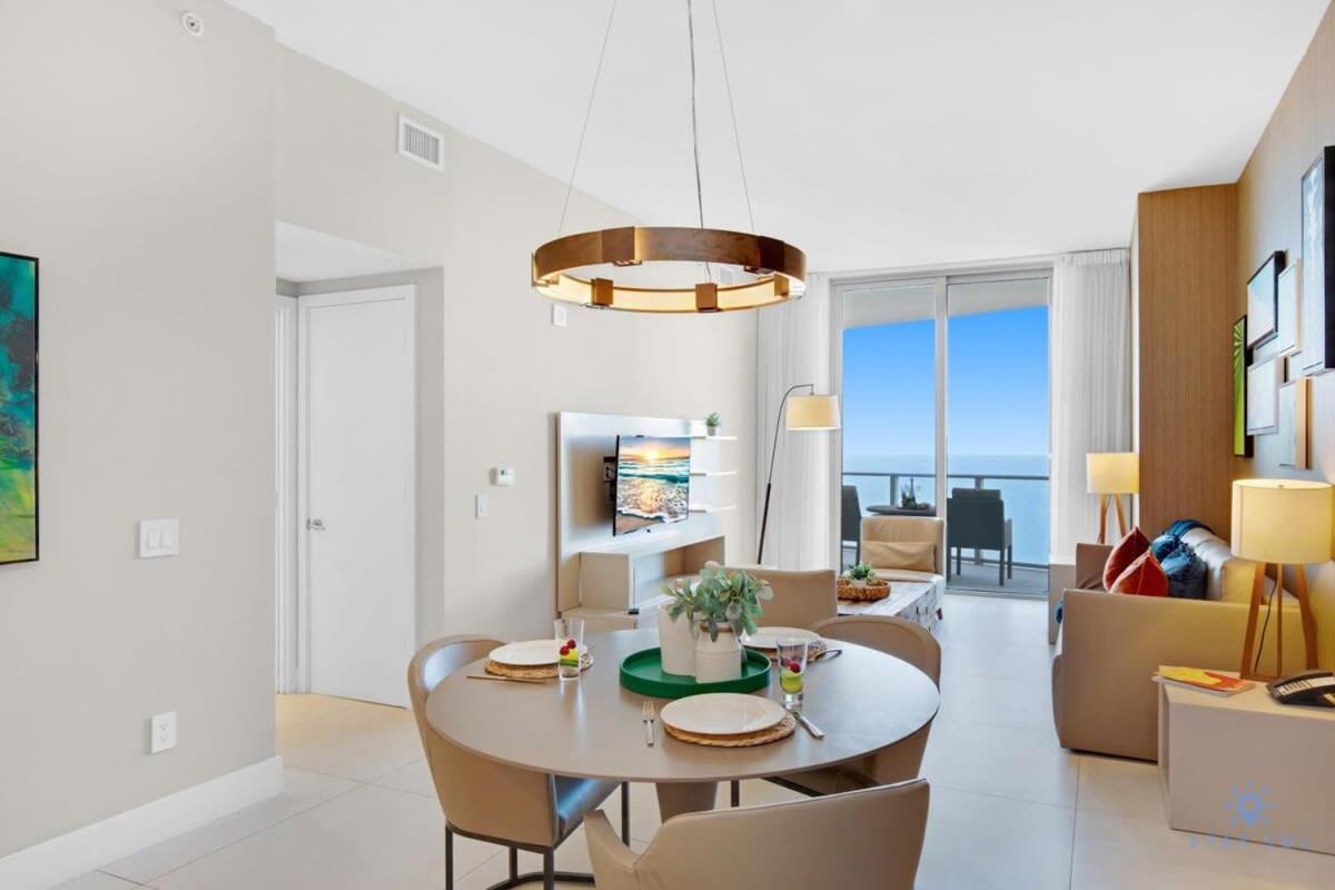 Upper Level Penthouse - Amazing Views Beach & Intracoastal Apartment Hollywood Bagian luar foto